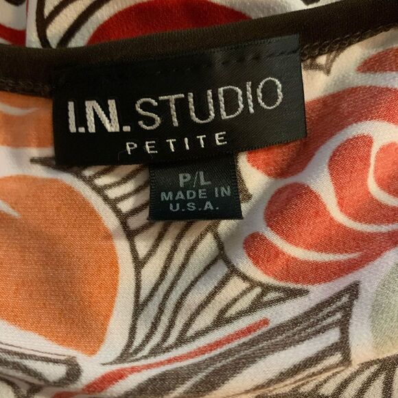 I.N. Studio petite top size PL - Picture 3 of 3